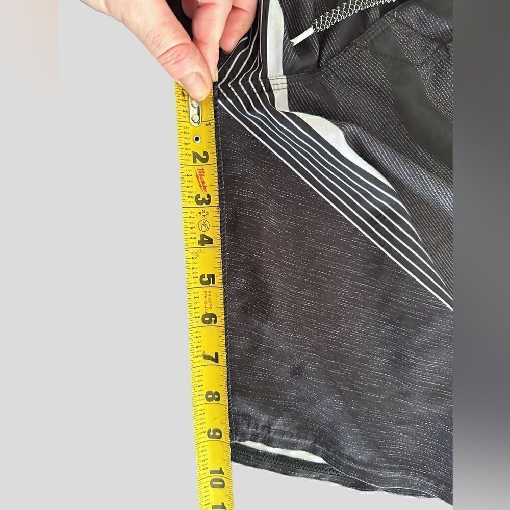 O’Neill Big Boys 26 Waist Striped Unlined Board Shorts Blue Blue Gray Black - Picture 11 of 12